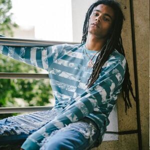 NWT The Hideout Clothing Men’s Flower Era Blue Striped Long Sleeve - Size Medium